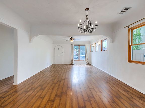 4th image of 169 Glendora Ave