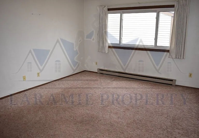 1537 Person St #4 — Photo 6