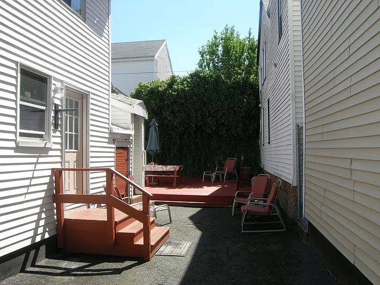 108 7th St #2 — Photo 22