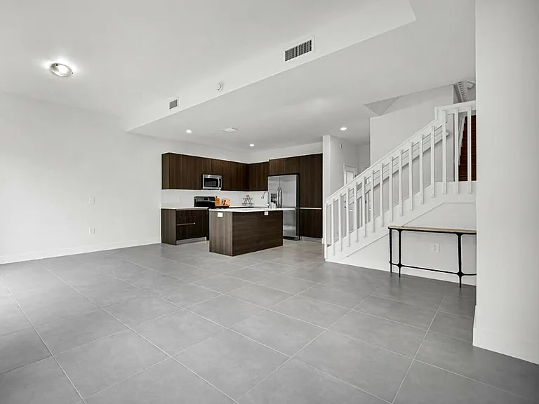 34494 SW 192nd Ave — Photo 4