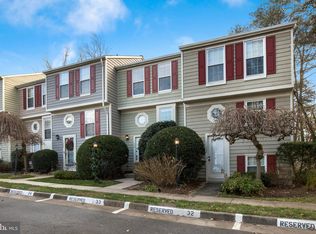 11926 Fieldthorn Ct, Reston, VA 20194