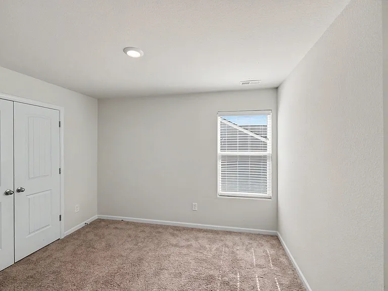 318 Aniston Ln — Photo 17