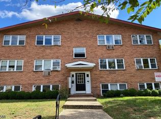 35 S Willow St APT B4, Montclair, NJ 07042