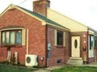 40 Pine St, Ludlow, MA 01056