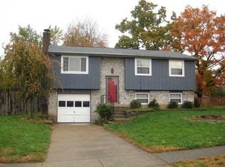 9107 Raintree Dr, Louisville, KY 40220