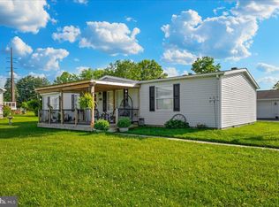 187 Downey Orchard Rd, Falling Waters, WV 25419