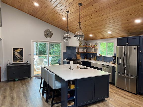 2nd image of 7515 54th Ave NW