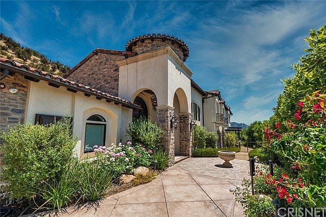 3420 Cordova Dr, Calabasas, CA 91302