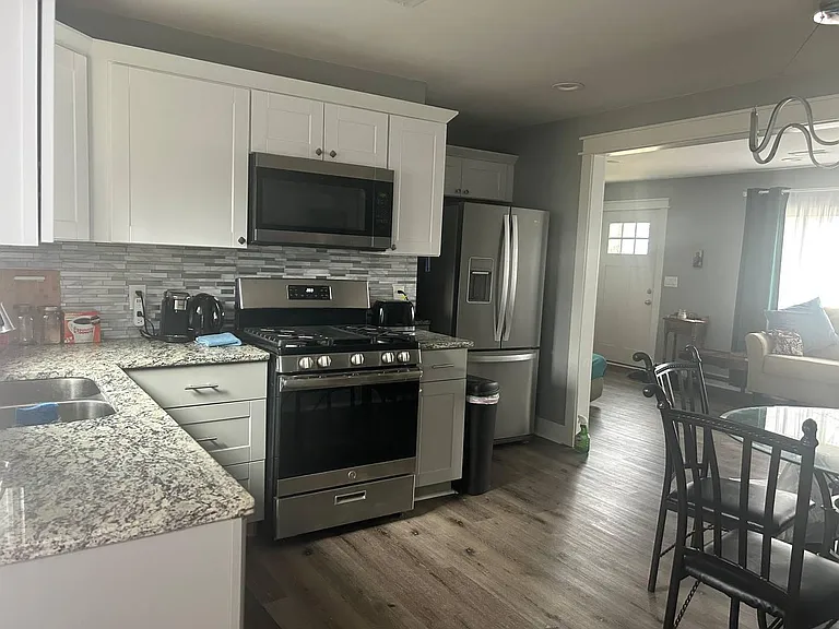 1442 Andrea Dr — Photo 3