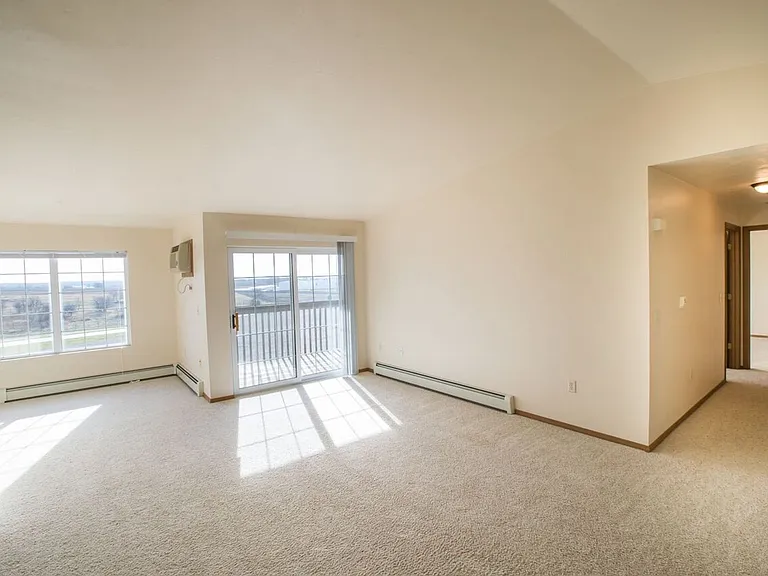 Gateway Estates Apartments — Photo 74