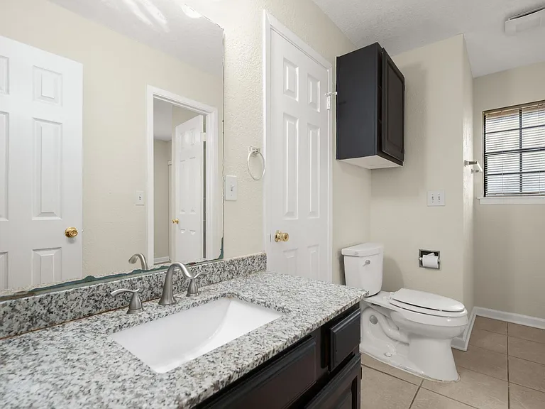 3801 Foust Trl #B — Photo 17