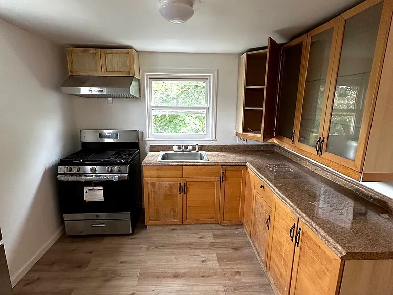 6517 Durham Ave — Photo 7
