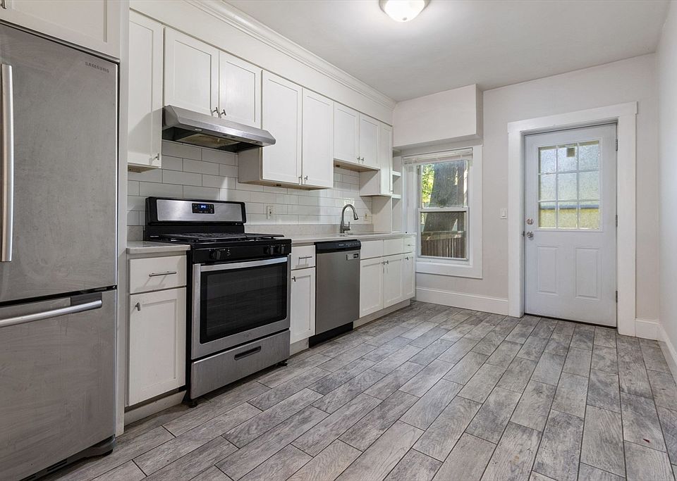 1st image of 64 Florida St #2