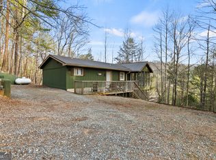 184 Laurel Ridge Dr, Ellijay, GA 30536