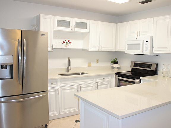 3rd image of 8573 Boca Drive #3