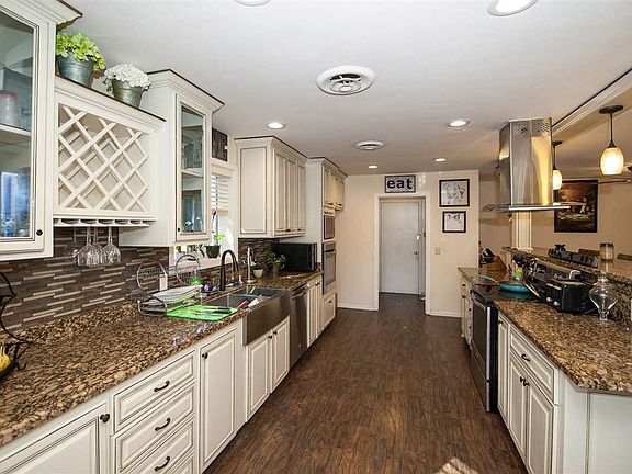 2nd image of 16525 S Avenue 2 E #1/4