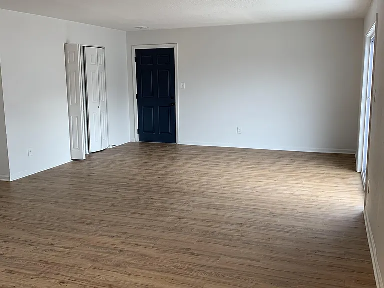 1740 Missouri Ave #L — Photo 9