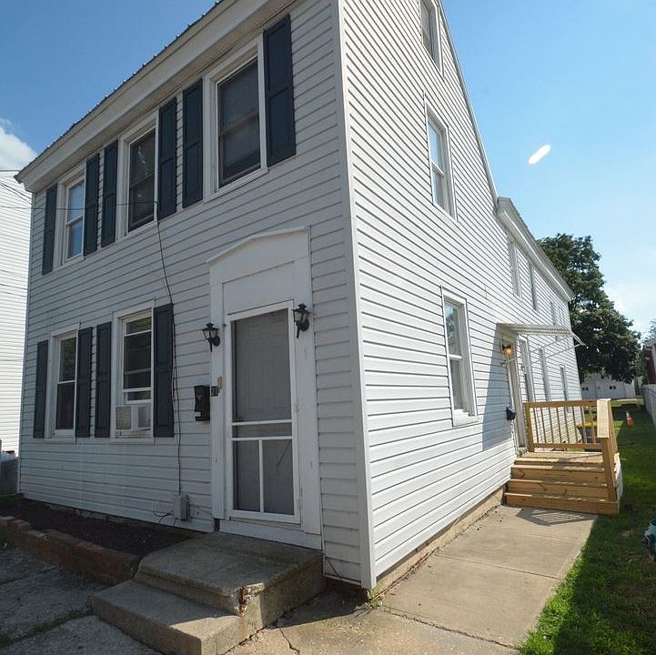 1st image of 21 S Delaware St APT C