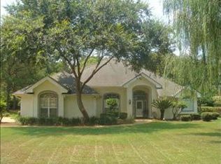 637 Summerbrooke Dr, Tallahassee, FL 32312