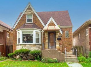5836 N Rockwell St, Chicago, IL 60659
