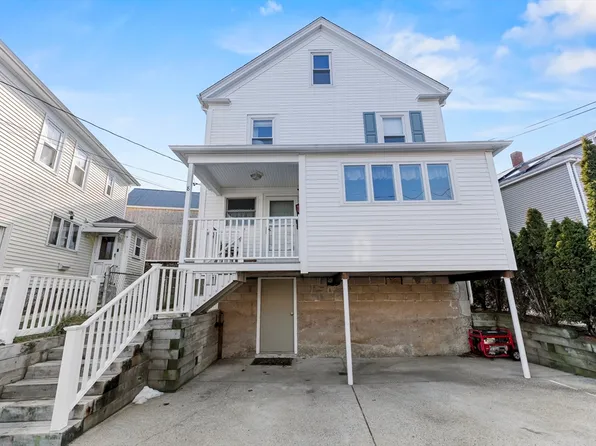 8 Peck Ave, Plymouth, MA 02360