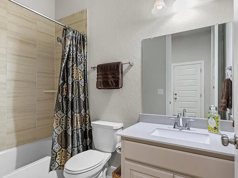 557 Tobacco Pass — Photo 18
