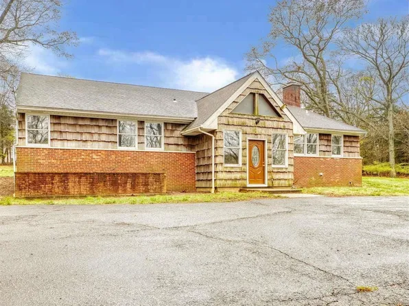 638 Moriches Road #Rfd1, Saint James, NY 11780