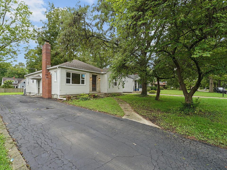 1st image of 2655 Woodley Rd