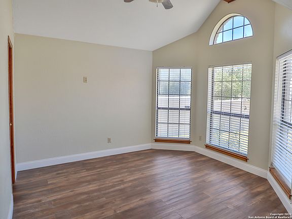 2nd image of 6718 Congressional Blvd