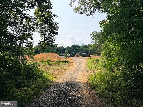 4th image of 12277 Autumn Ridge Ln