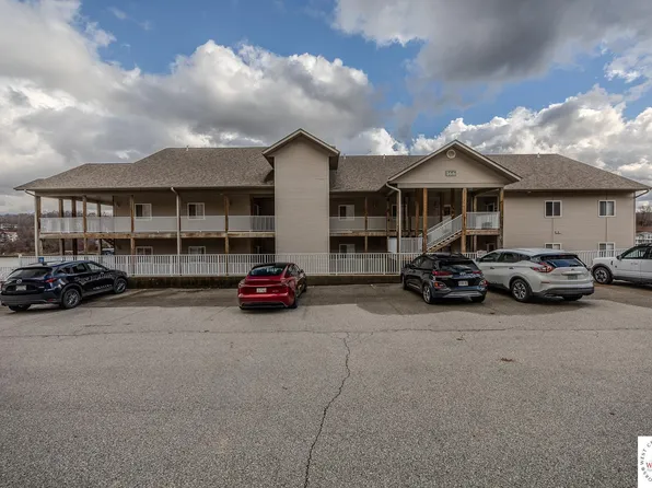 166 Oak Harbor Dr, Camdenton, MO 65020