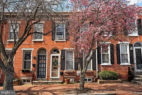 1719 N Scott St Photo 1