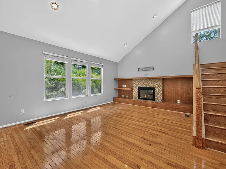 12130 Crestfield Ct — Photo 27