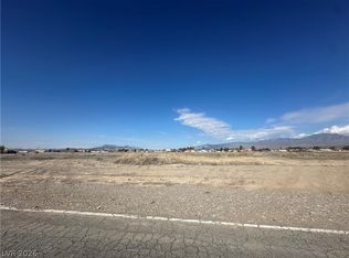 960 E Honeysuckle St, Pahrump, NV 89048