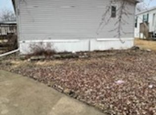17 Vrin Ct, Chicago Heights, IL 60411
