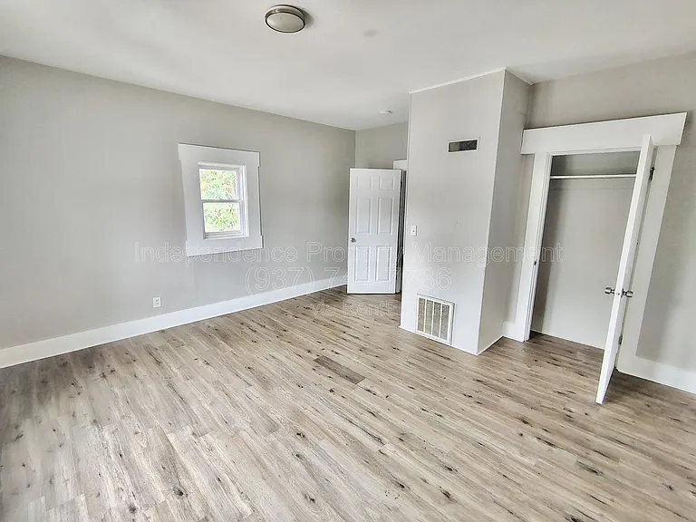815 S Main St — Photo 7