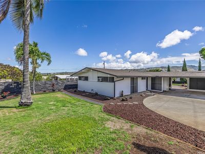1588 Haloa Dr, Honolulu, HI, 96818