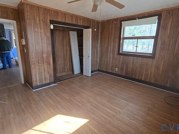 4th image of 38 Liberty Ln