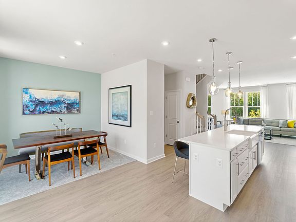 4th image of 23340 Sugar Pine Ln