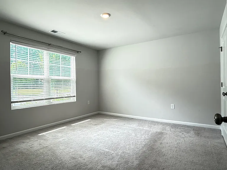1815 Starlit Sky Ln — Photo 8