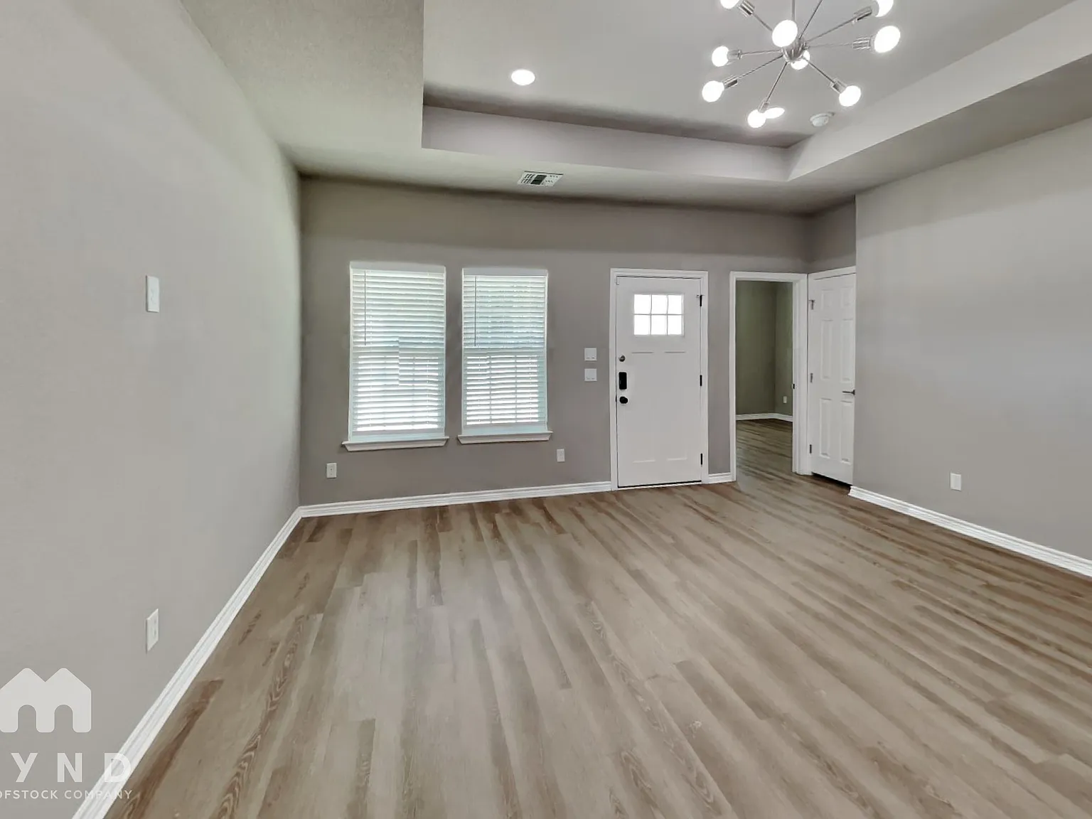 3 bed, 2.0 bath, 1500 sqft, $1,945 — Photo 4