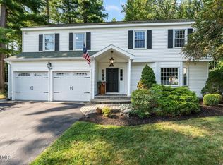 409 Lincoln Dr, Guilderland, NY 12084