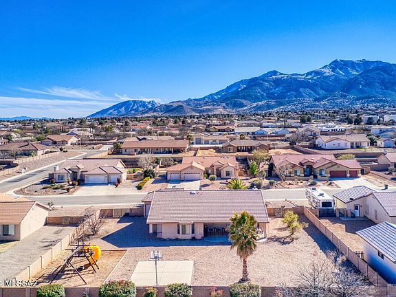 3rd image of 2561 Montaro Dr