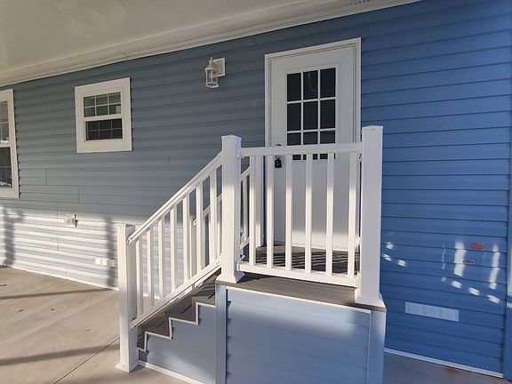 5th image of 384 Navel Dr #76E