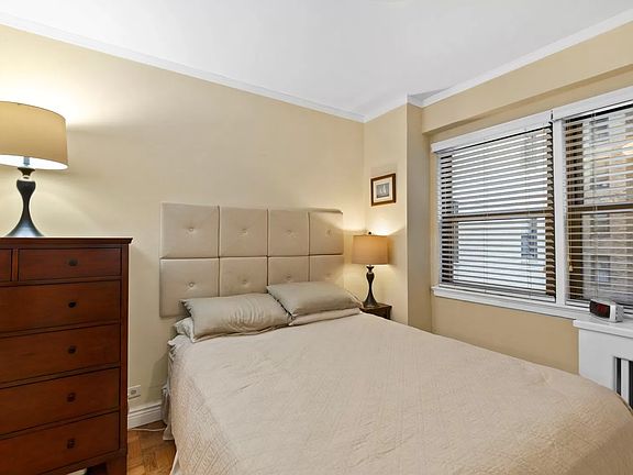 3rd image of 411 E 57th St APT 4C