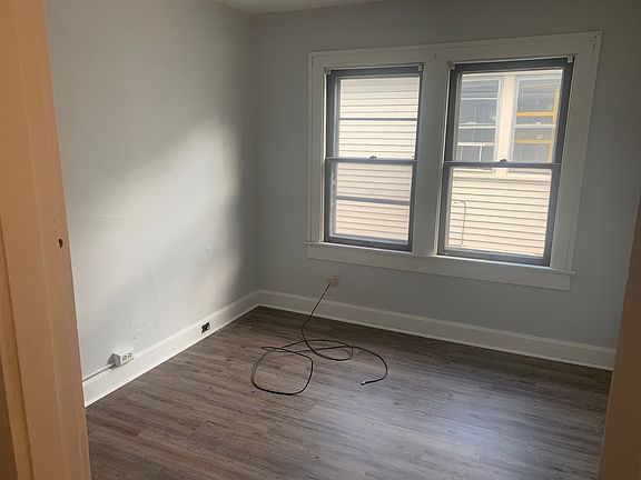 4th image of 2420 Adams Ave #2422