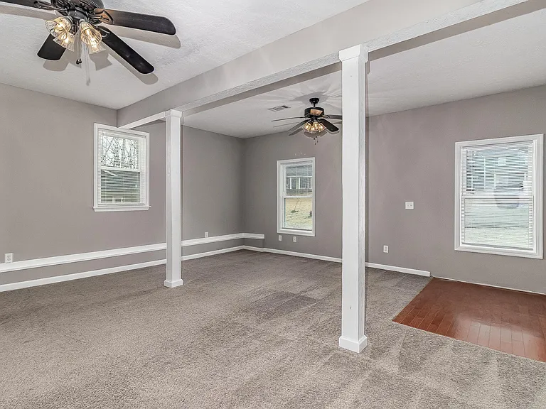 3844 Creek Ct — Photo 20