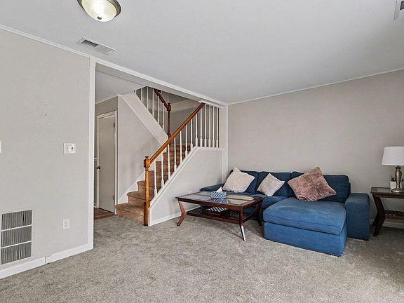 3rd image of 1208 Lear Ct