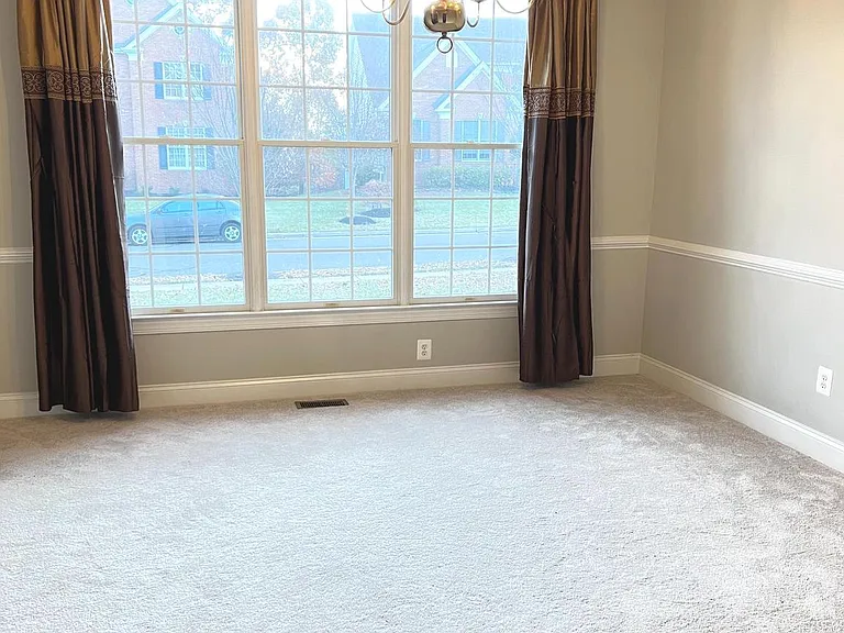 5920 Interlachen Ct — Photo 12