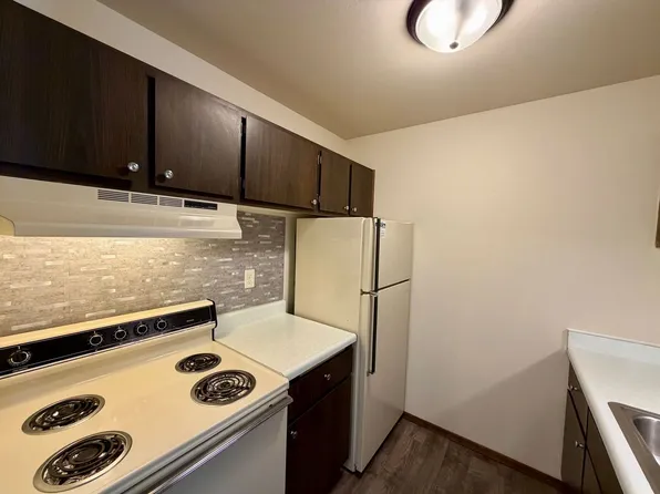 619 Laurel Ct, 619 Laurel Ct #108, Marshfield, WI 54449